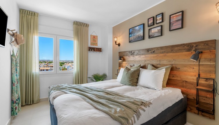 Resale - Apartment - Torrevieja - Punta Prima