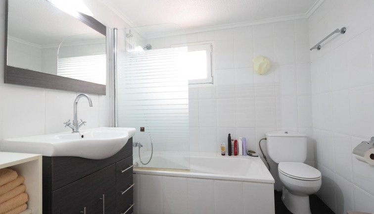 Reventa - Casa adosada - Torrevieja - Punta Prima