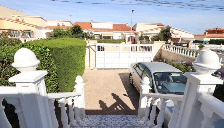 Reventa - Casa adosada - Torrevieja - Punta Prima