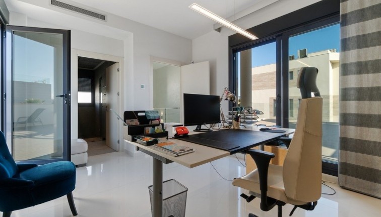 Resale - Chalet - Orihuela Costa - Aguamarina