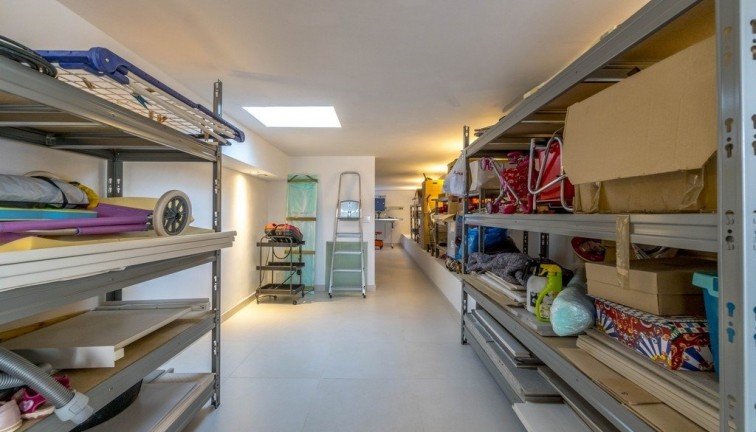 Resale - Chalet - Orihuela Costa - Aguamarina