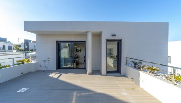 Resale - Chalet - Orihuela Costa - Aguamarina