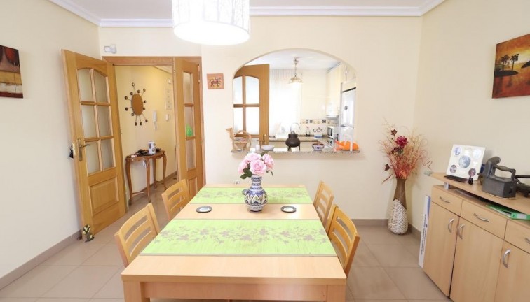 Reventa - Apartamento - Apartamento en el último piso - Orihuela Costa - Lomas de Cabo Roig