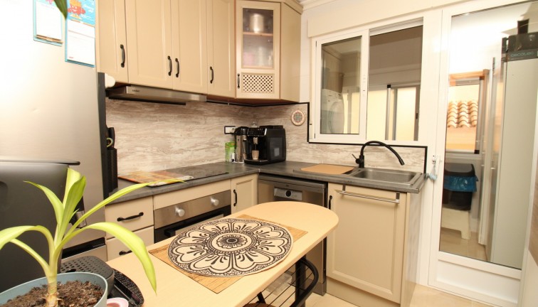 Reventa - Casa adosada - San Miguel de Salinas