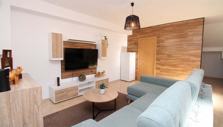 Reventa - Casa adosada - San Miguel de Salinas