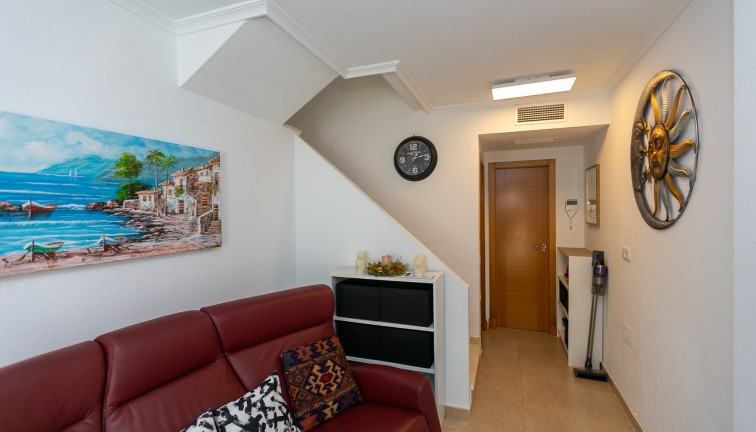 Reventa - Casa adosada - Guardamar del Segura