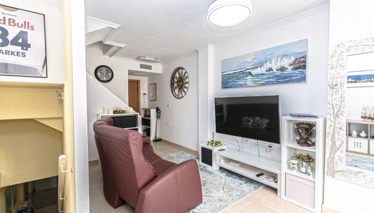 Reventa - Casa adosada - Guardamar del Segura