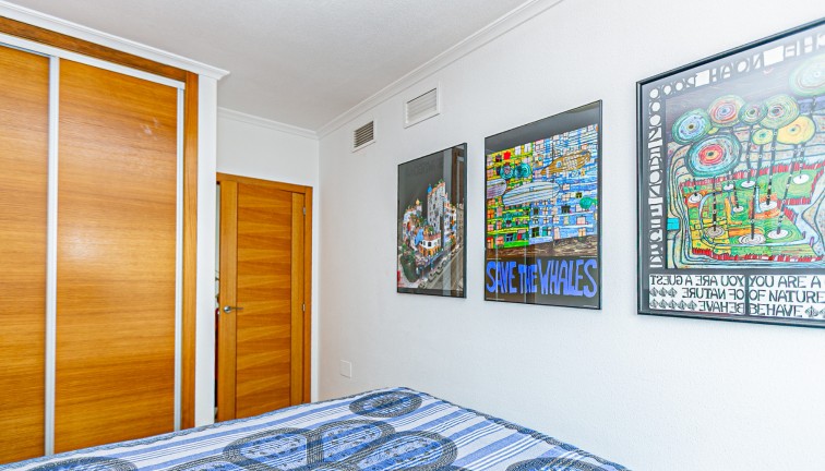 Reventa - Casa adosada - Guardamar del Segura