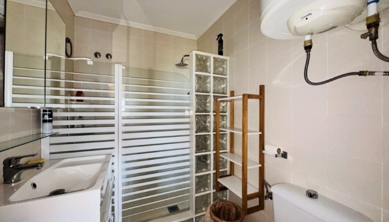 Återförsäljning - Lägenhet - La Mata - LA MATA