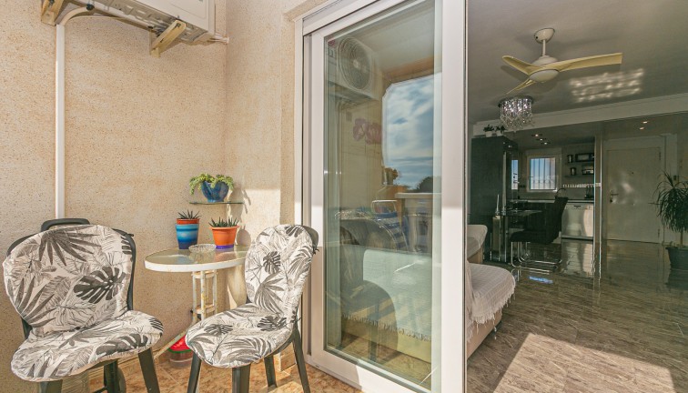 Återförsäljning - Lägenhet - La Zenia