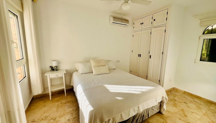 Reventa - Chalet - Orihuela Costa - Campoamor