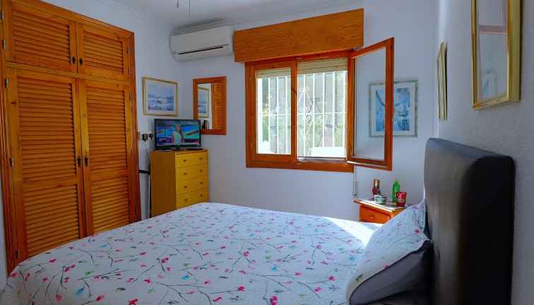 Reventa - Chalet - Torrevieja - San Luis