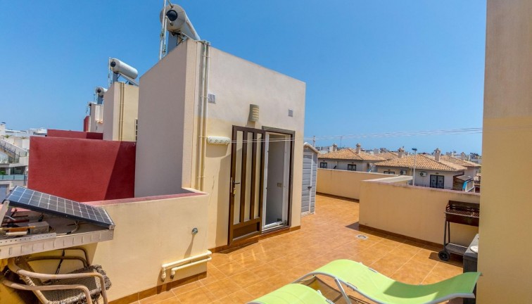 Jälleenmyynti - Terraced house / Townhouse - Torrevieja - Aguas Nuevas