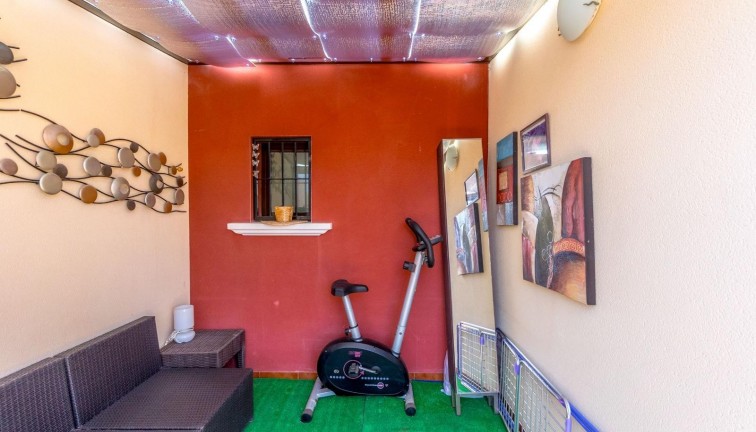 Jälleenmyynti - Terraced house / Townhouse - Torrevieja - Aguas Nuevas
