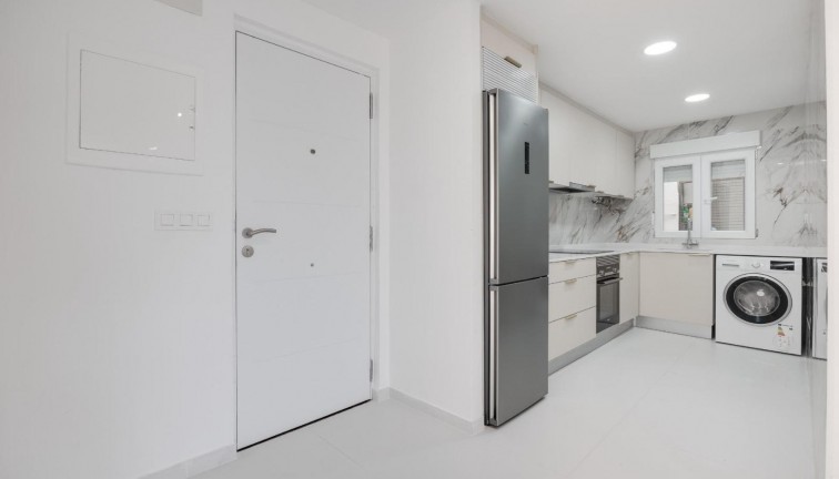 Reventa - Apartamento / piso - Torrevieja - Acequion