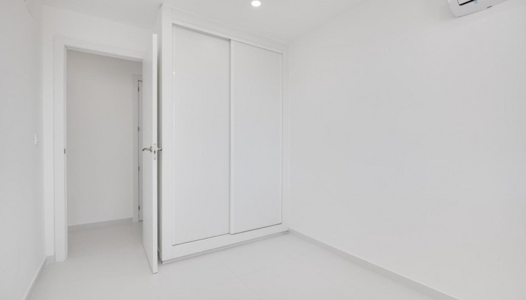 Reventa - Apartamento / piso - Torrevieja - Acequion