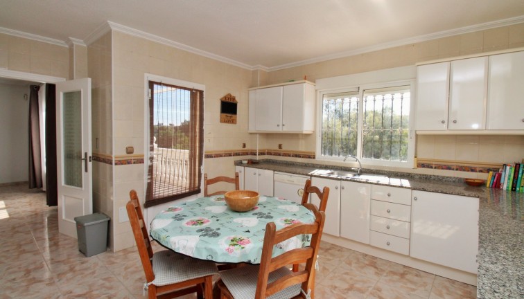 Resale - Chalet - Orihuela Costa - Playa Flamenca