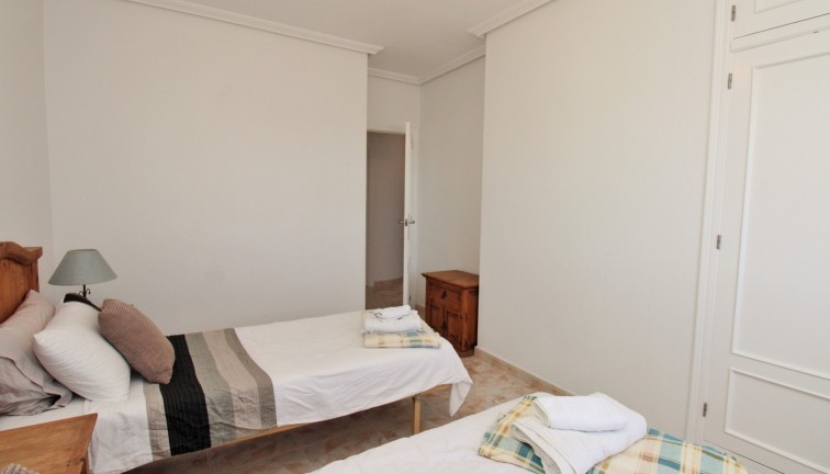 Resale - Chalet - Orihuela Costa - Playa Flamenca