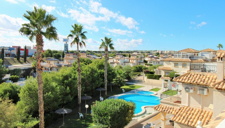 Resale - Chalet - Orihuela Costa - Playa Flamenca