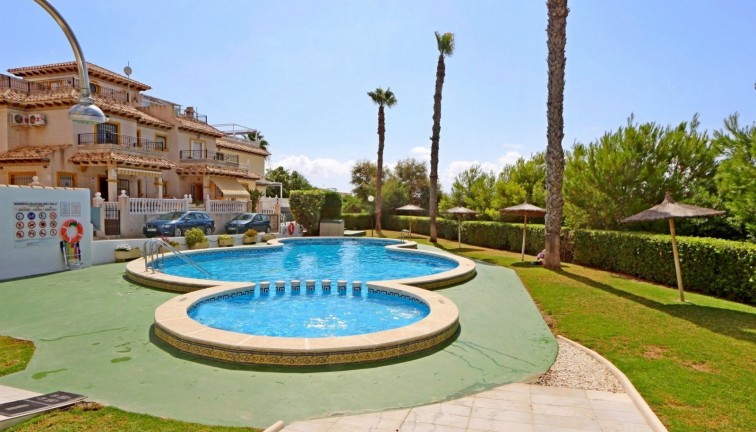 Resale - Chalet - Orihuela Costa - Playa Flamenca