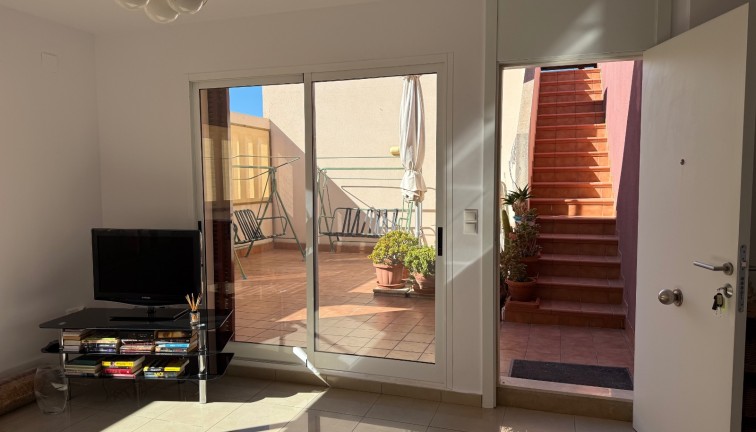 Reventa - Apartamento - Apartamento en el último piso - Orihuela Costa - Playa Flamenca