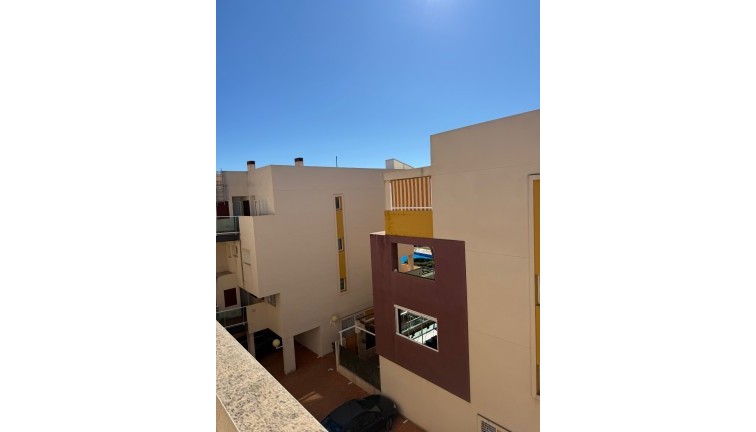 Reventa - Apartamento - Apartamento en el último piso - Orihuela Costa - Playa Flamenca