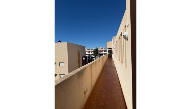 Reventa - Apartamento - Apartamento en el último piso - Orihuela Costa - Playa Flamenca
