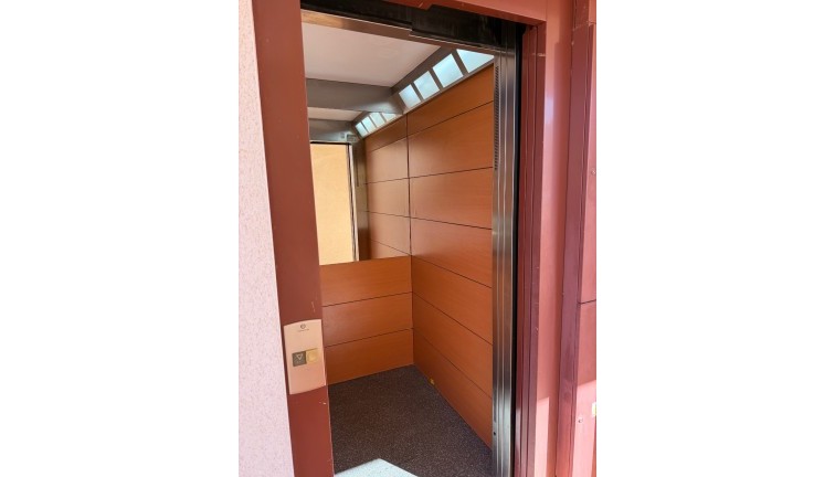 Reventa - Apartamento - Apartamento en el último piso - Orihuela Costa - Playa Flamenca