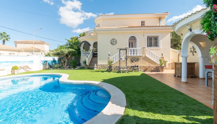 Reventa - Chalet - San Miguel de Salinas