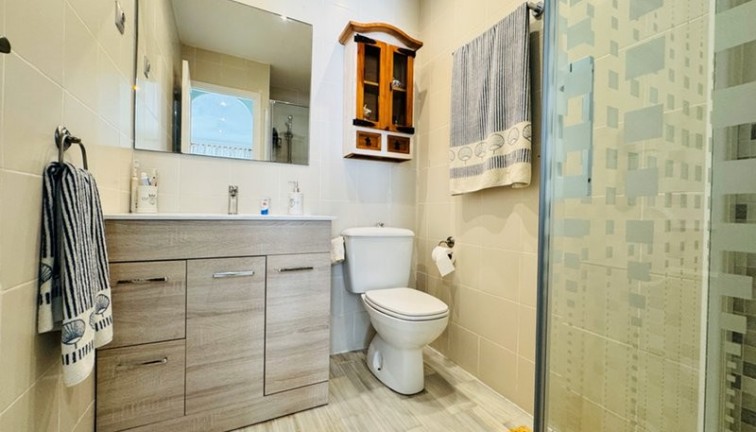 Reventa - Casa adosada - La Mata - LA MATA