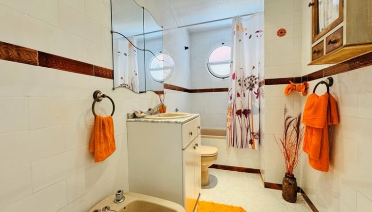 Reventa - Casa adosada - La Mata - LA MATA