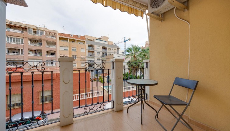 Reventa - Apartamento / piso - Torrevieja