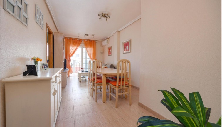 Reventa - Apartamento / piso - Torrevieja