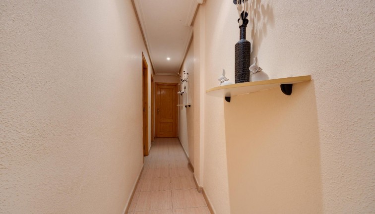 Reventa - Apartamento / piso - Torrevieja