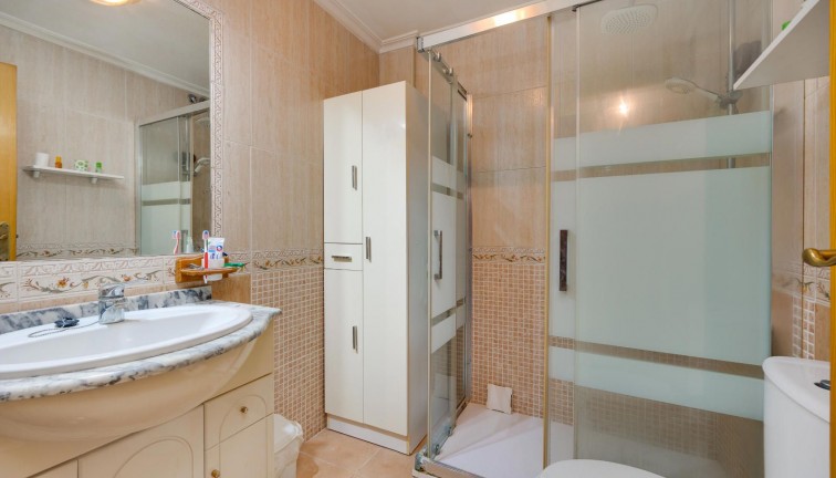 Reventa - Apartamento / piso - Torrevieja