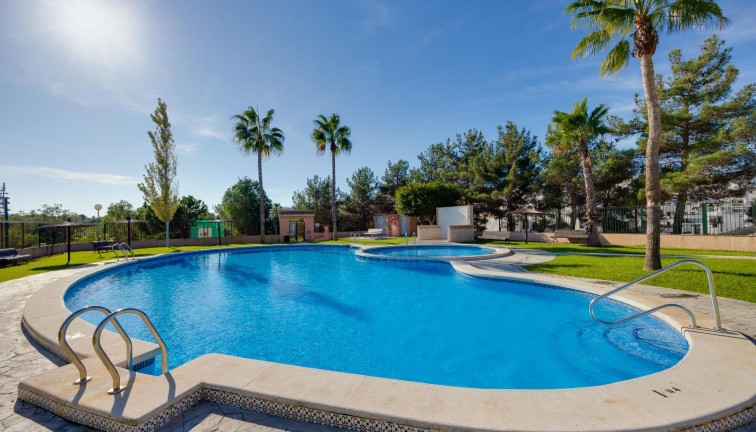 Resale - Bungalow - Orihuela Costa - Los Altos