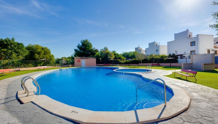 Resale - Bungalow - Orihuela Costa - Los Altos