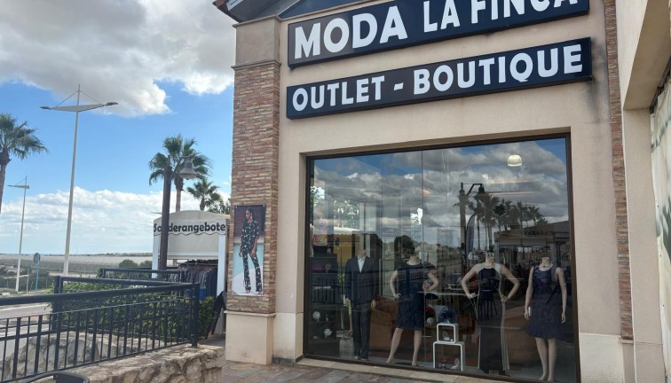 Återförsäljning - Shop - Algorfa - La Finca Golf