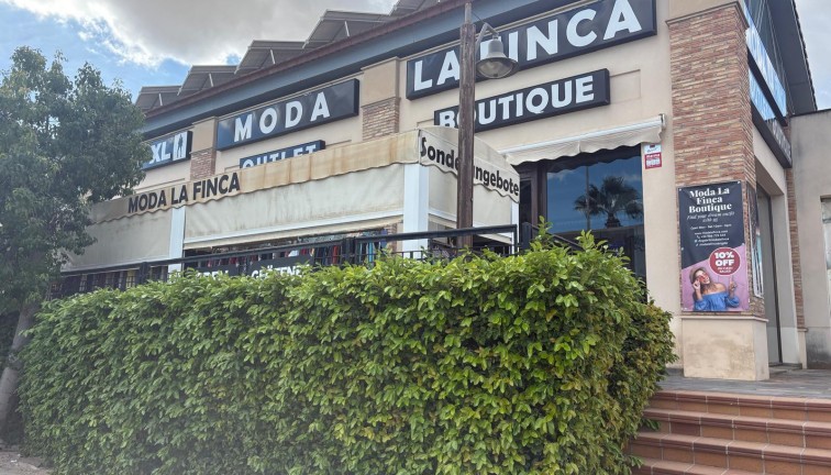 Återförsäljning - Shop - Algorfa - La Finca Golf