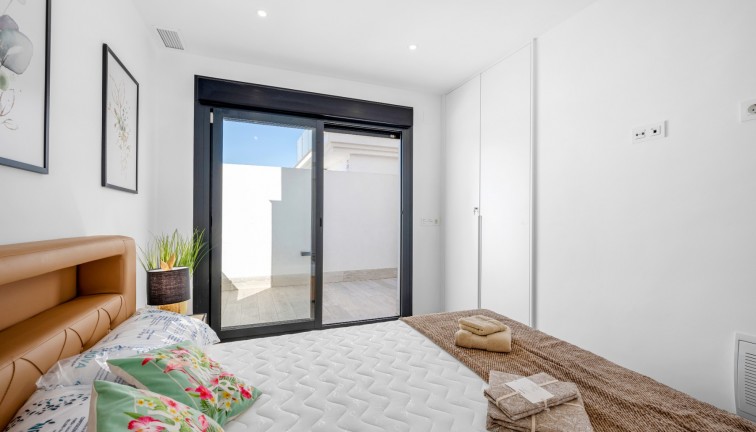 Resale - Chalet - Los Alcazares - Serena Golf