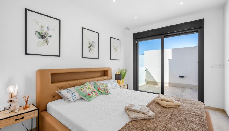 Resale - Chalet - Los Alcazares - Serena Golf