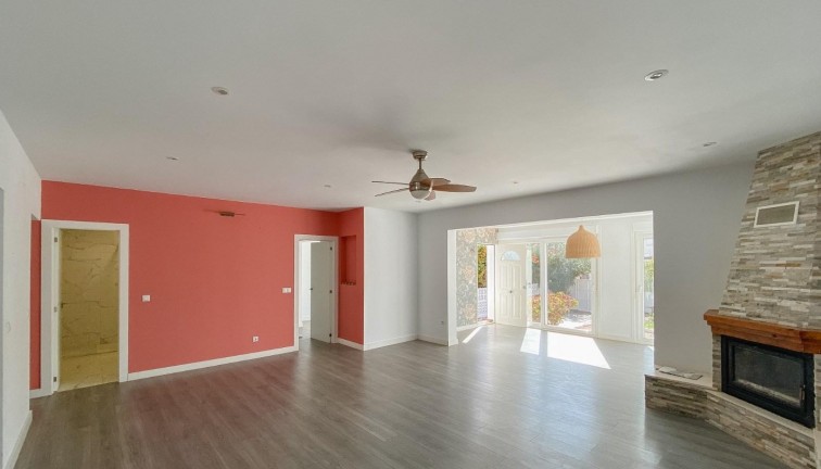 Reventa - Chalet - Torrevieja - Aguas Nuevas