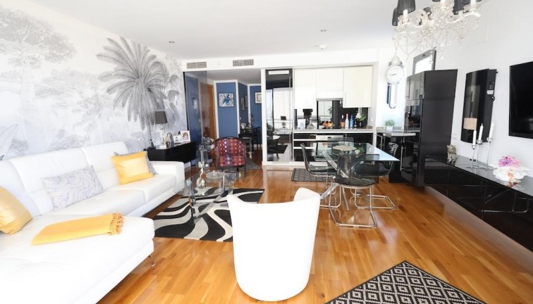 Återförsäljning - Lägenhet - Orihuela Costa - Campoamor