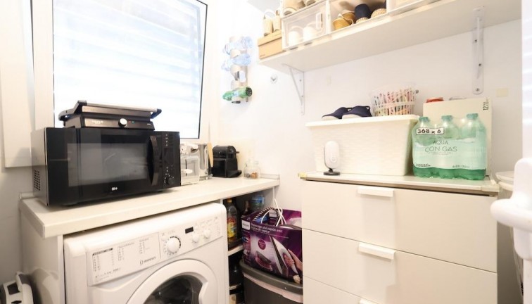 Återförsäljning - Lägenhet - Orihuela Costa - Campoamor