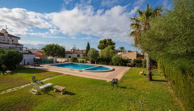 Återförsäljning -  Bostad - Översta våningen  - Punta Prima