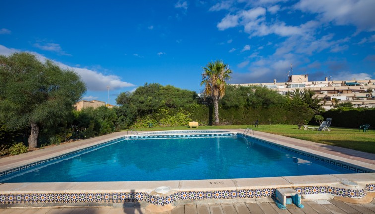 Återförsäljning -  Bostad - Översta våningen  - Punta Prima