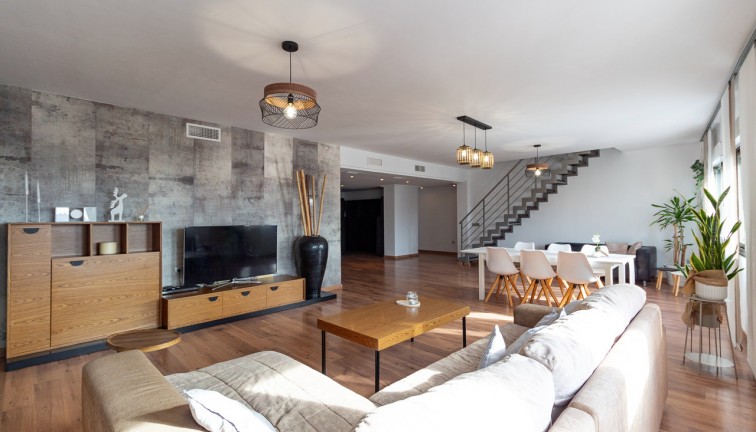 Reventa - Apartamento - Apartamento en el último piso - Torrevieja