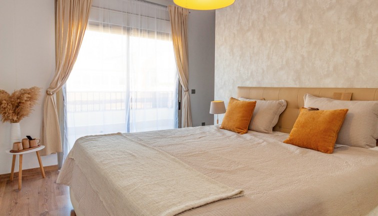 Reventa - Apartamento - Apartamento en el último piso - Torrevieja