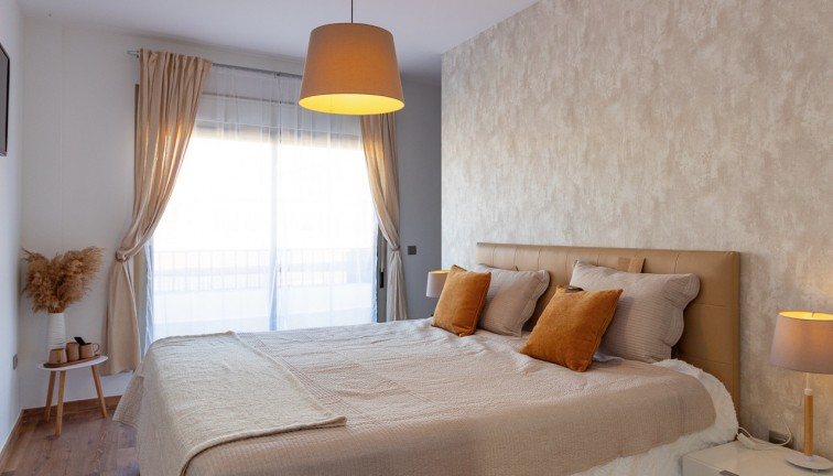 Reventa - Apartamento - Apartamento en el último piso - Torrevieja