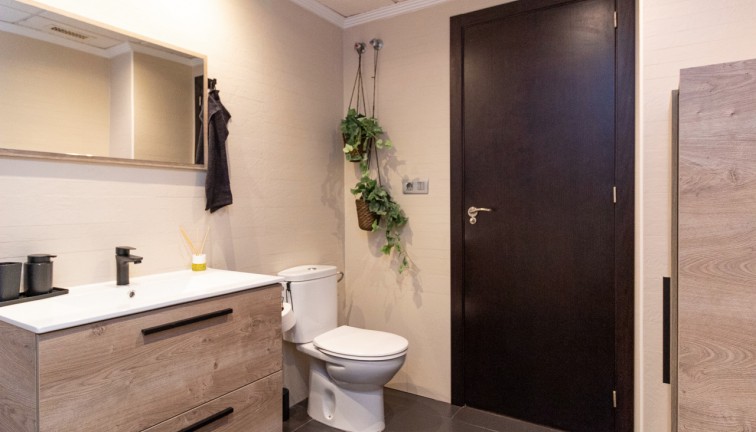 Reventa - Apartamento - Apartamento en el último piso - Torrevieja